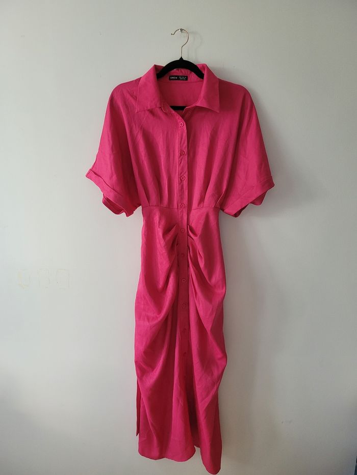 Robe chemise longue rose framboise SHEIN – Ceinturée, état neuf !