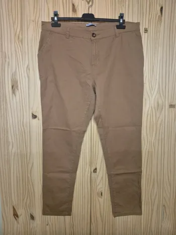 Pantalon taille 46