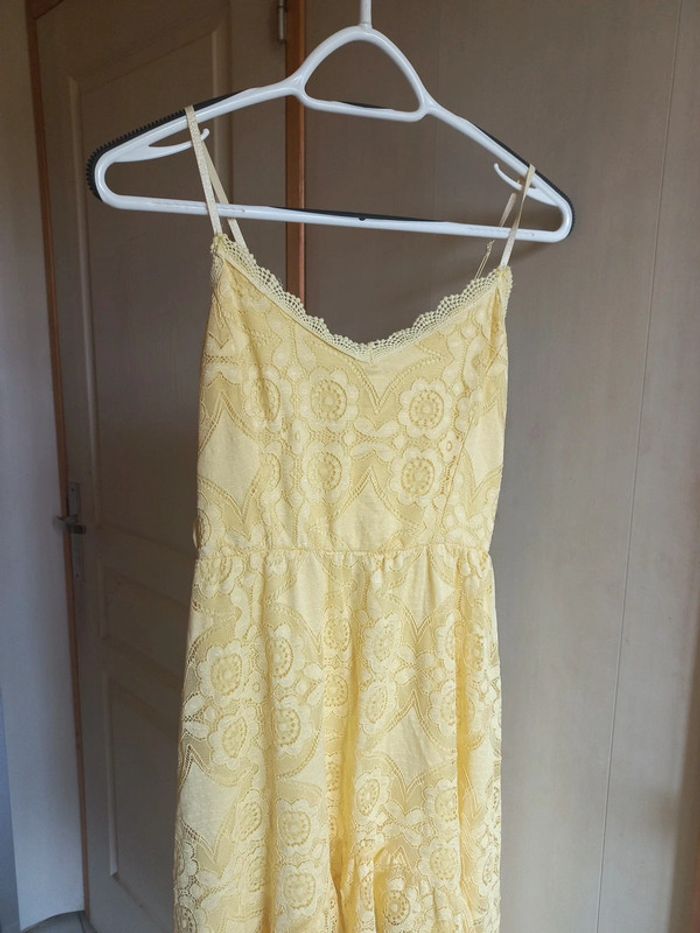 robe jaune - photo numéro 2