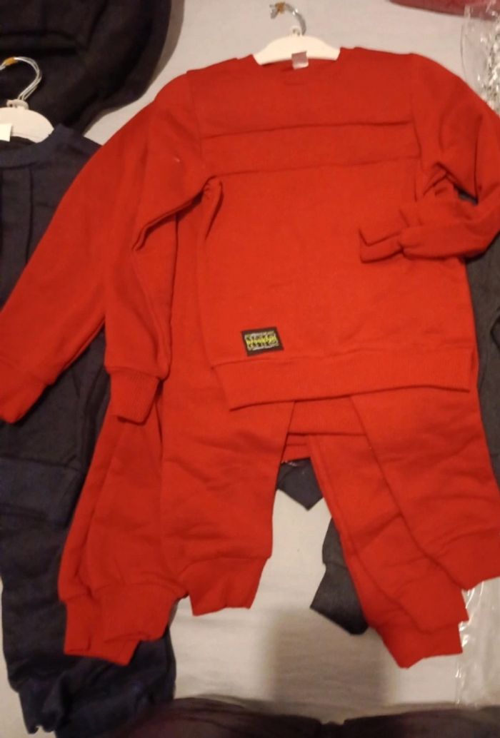 Vêtements enfant neuf