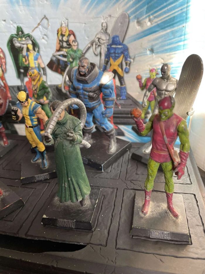 Figurines Marvel en Plomb + Soccle Vintage - photo numéro 2