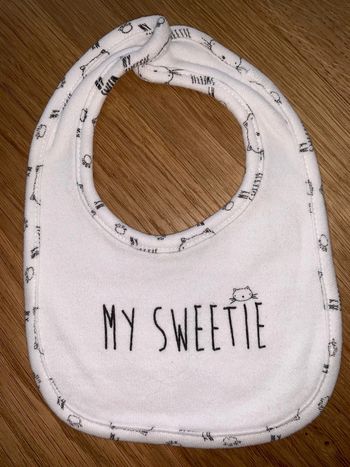 Bavoir bébé tao tape à l’œil  Blanc noir Visuel my sweetie + chat