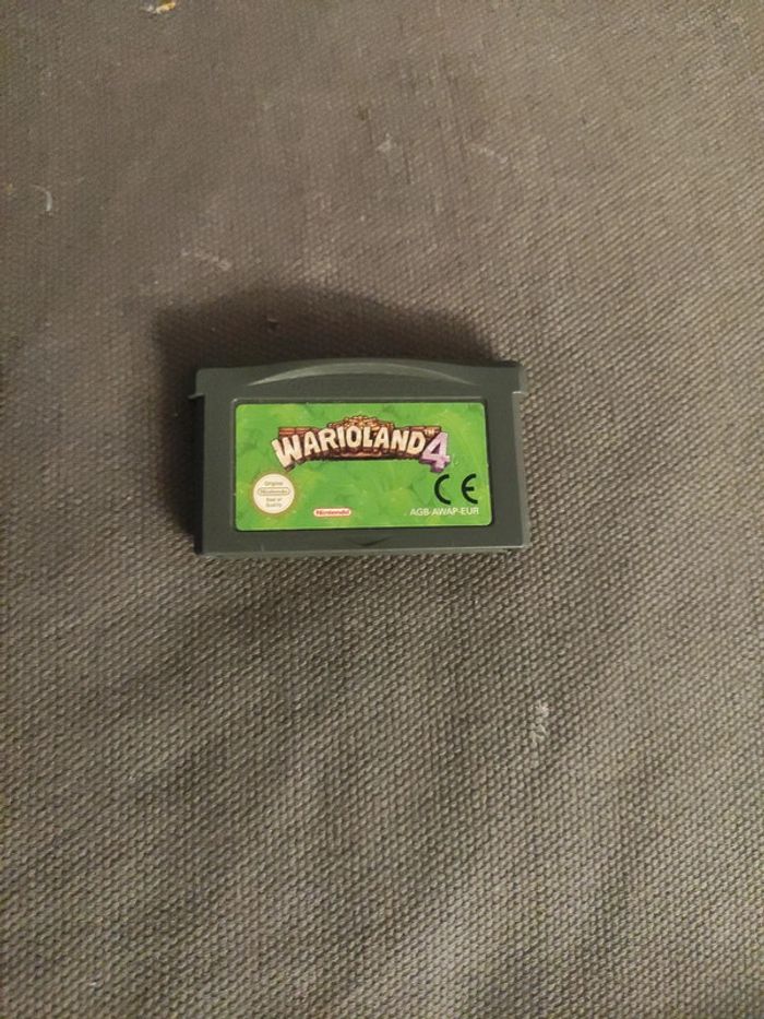 Warioland 4 nintendo game boy advance