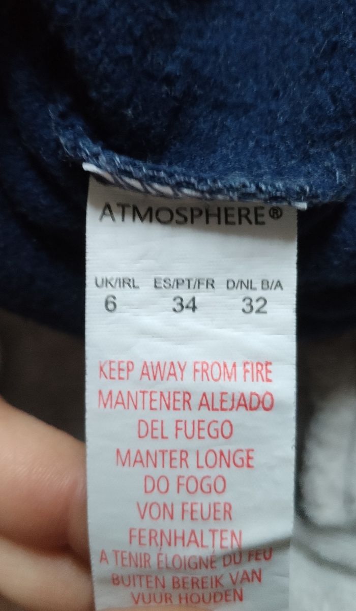 Sweat à capuche Les Minnions "Atmosphere" 60% coton - photo numéro 8