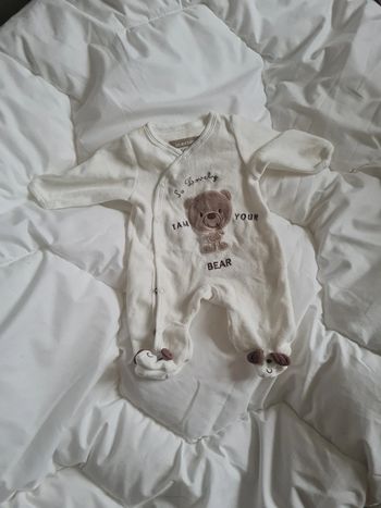 Pyjama 50 cm blanc motif ourson