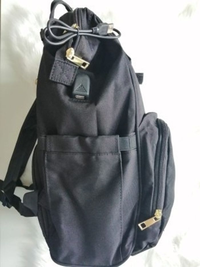 Sac à langer multi-usages neuf à compartiments hermétiques - photo numéro 3