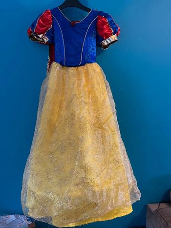 Magnifique robe / déguisement de blanche neige 8 ans Disneyland Paris