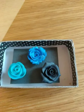 Pin's neufs