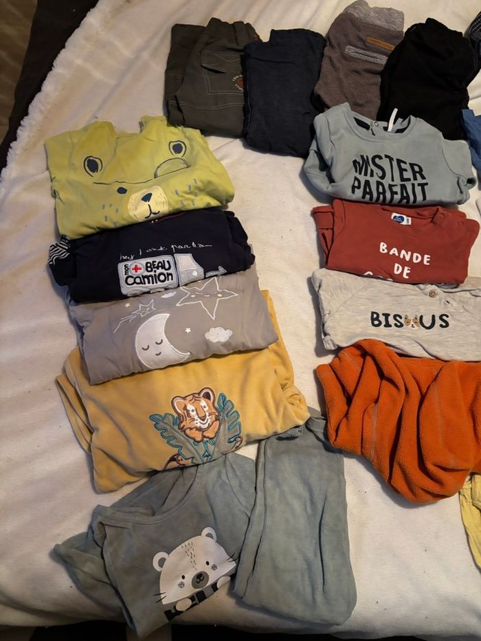 Lot vêtement garçon hiver 24 mois - photo numéro 2