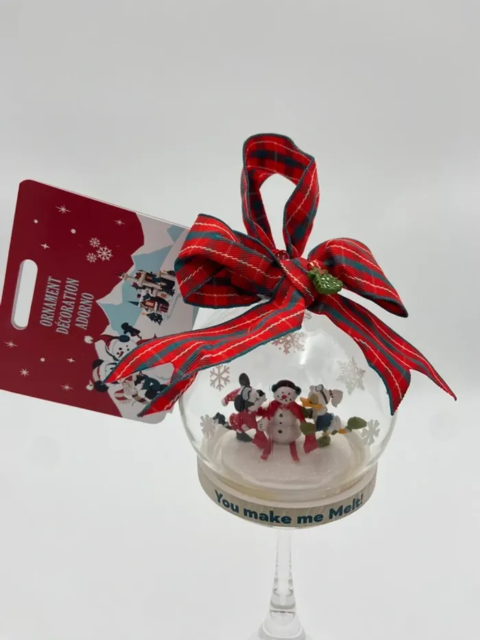 Boule de Noël Disney 2021 You Make Me Melt Minnie Daisy ornement