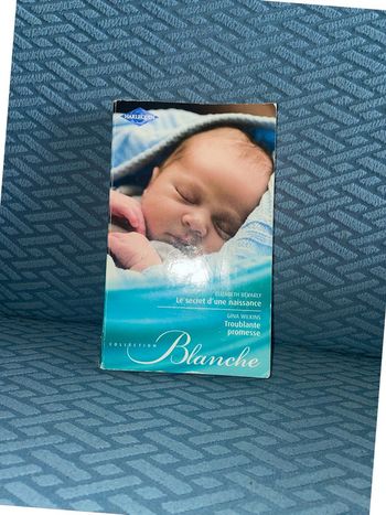 1 livre = 2 romans. Thème médical.