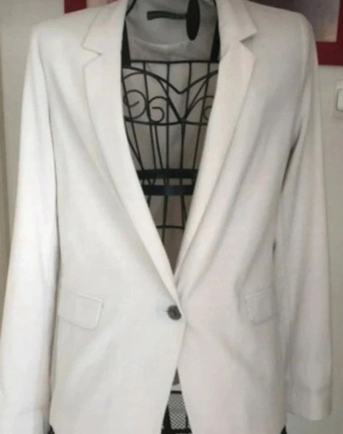 Veste blanche atmosphère - photo numéro 2