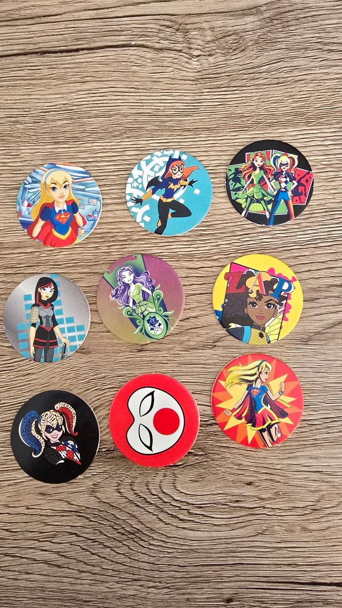 Divers lit pogs plusieurs collections - photo numéro 3