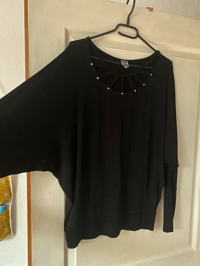 Haut fin fluide décolleté taille XL - photo numéro 2
