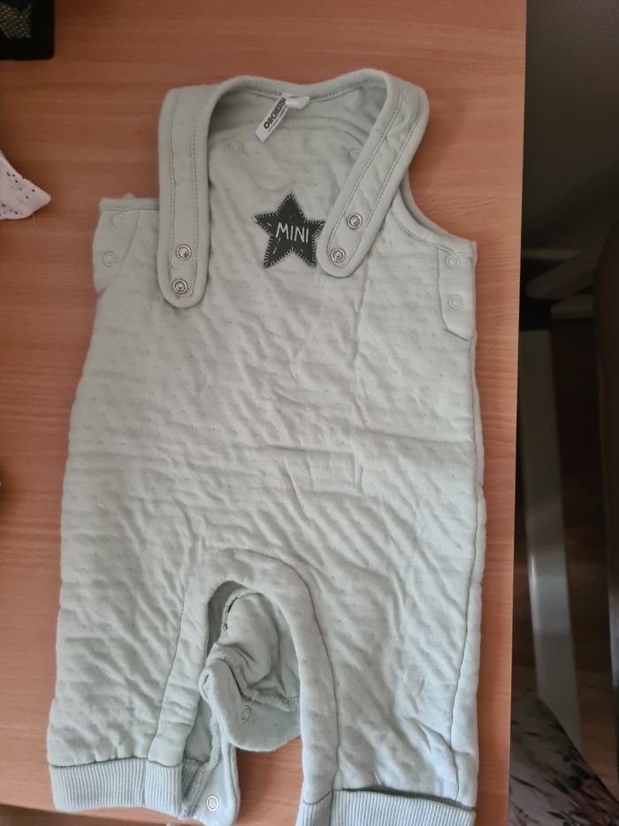 Vêtements bébé 0-3 mois - photo numéro 5