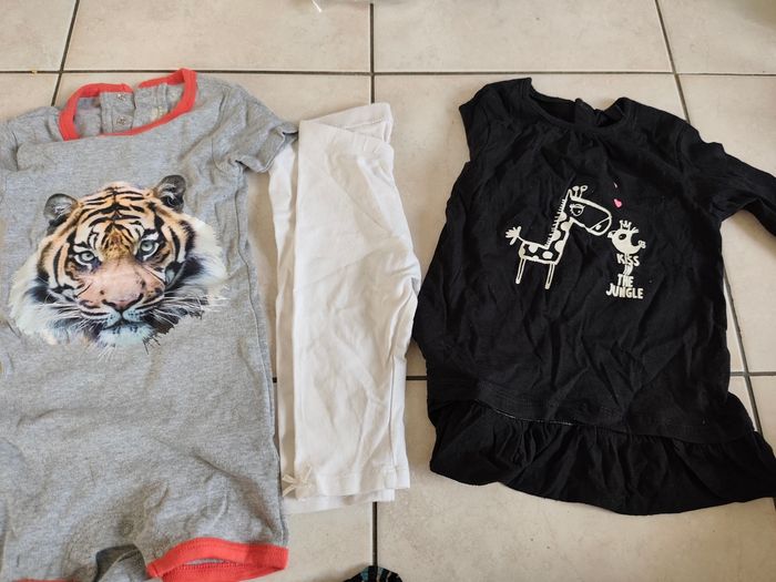 Lot 12mois fille - photo numéro 2