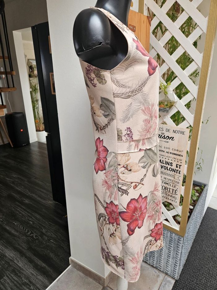 Cassis robe fleurie aspect daim taille 38 - photo numéro 4