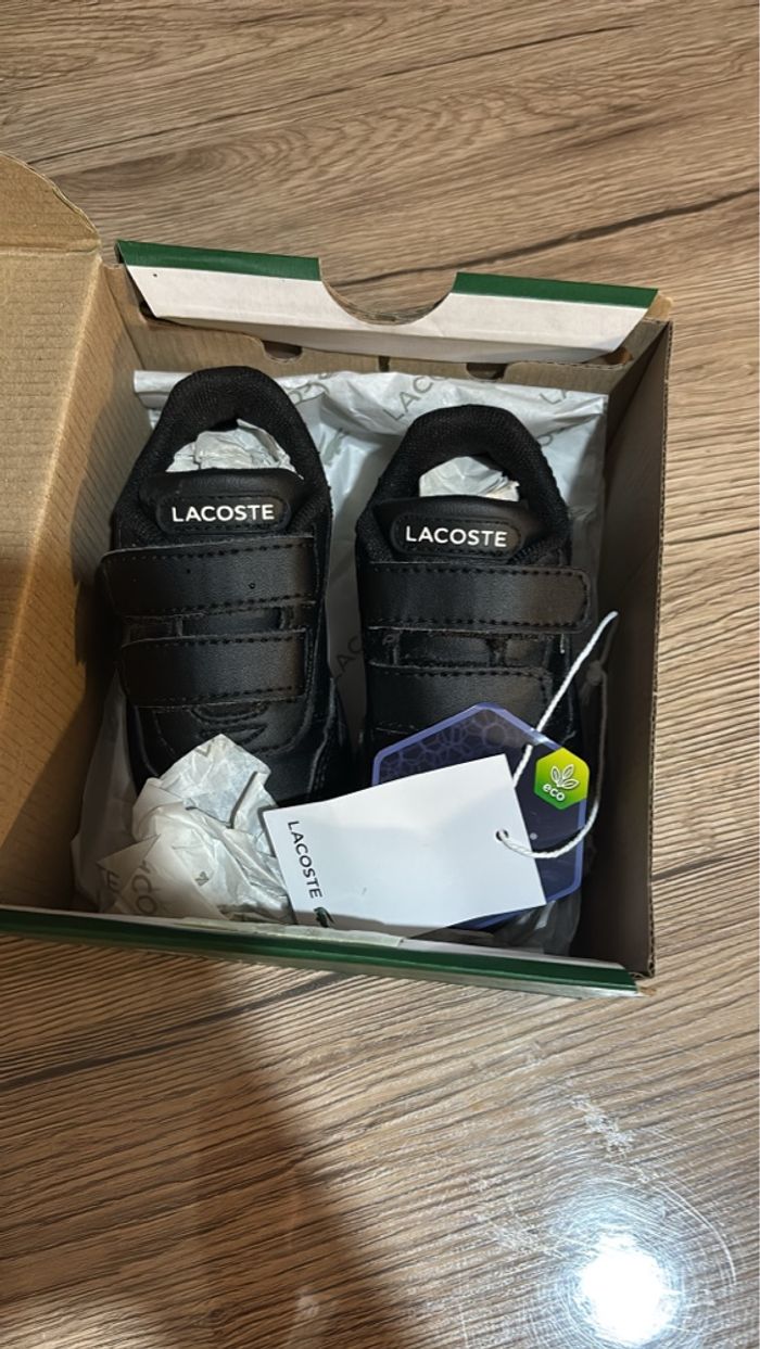 Chaussure Lacoste - photo numéro 1