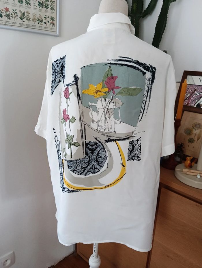 Chemise vintage longue
100 % viscose,
Imprimé style tableau fleuri, - photo numéro 4