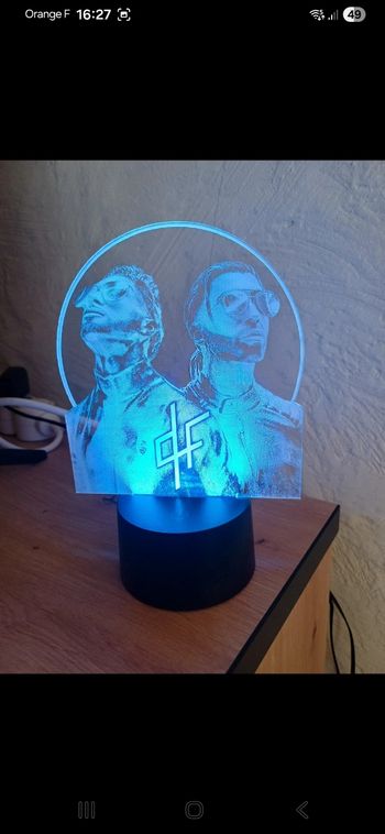 Lampe photo rappeur PNL 