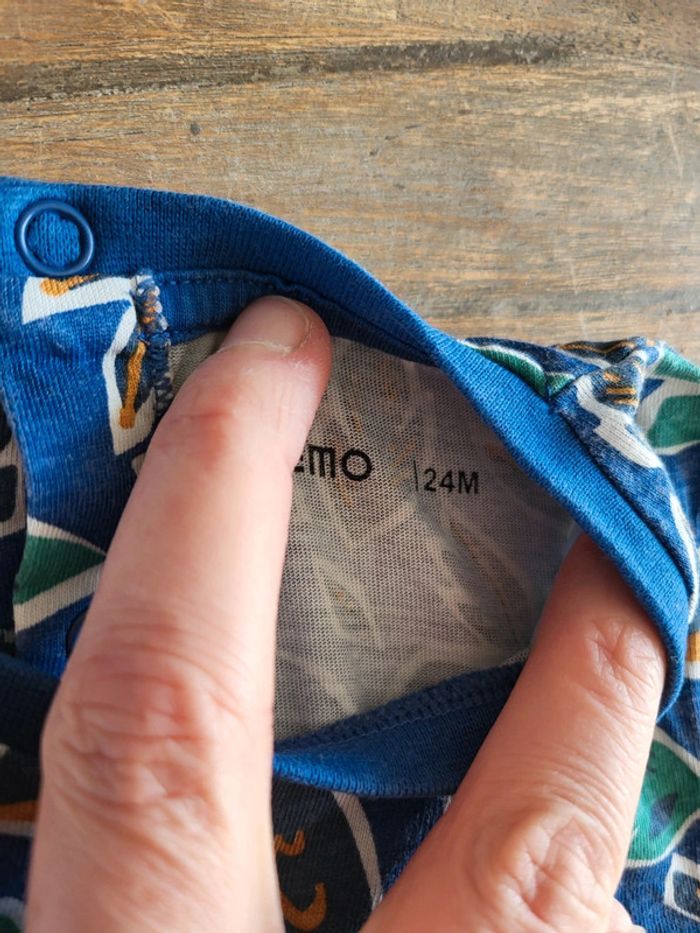 T-shirt 2 ans - photo numéro 2