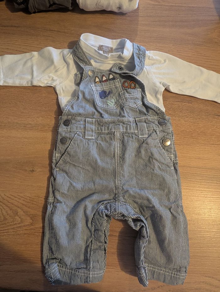 Ensemble Grain de blé 3 mois "École" comprenant :