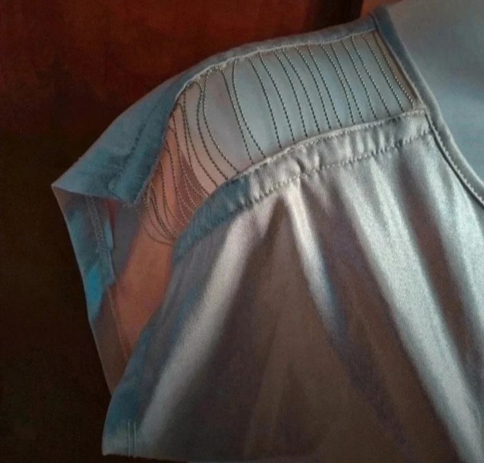 T-shirts rose pale qui brille taille 42/44 - photo numéro 3