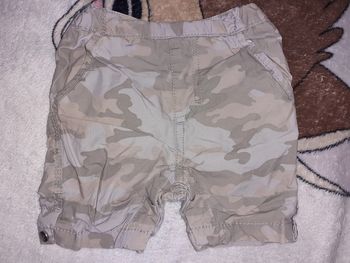 Short militaire