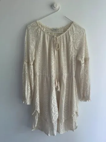 Robe dentelle crème taille M