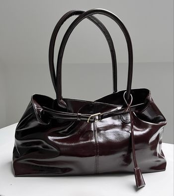 Sac à main chocolat vintage  en PU effet verni 