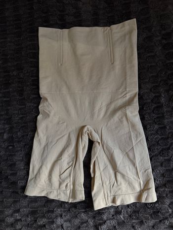 Shorty gainant beige 