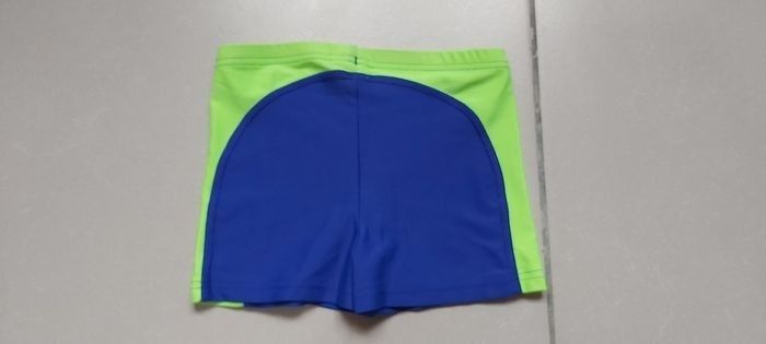 Maillot de bain 4 ans - photo numéro 4