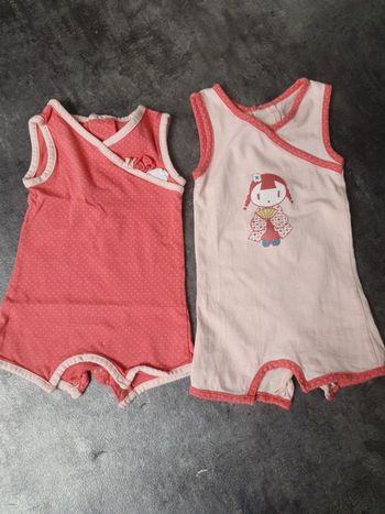 Lot 2 barboteuses bébé fille 6 mois vertbaudet très bon état