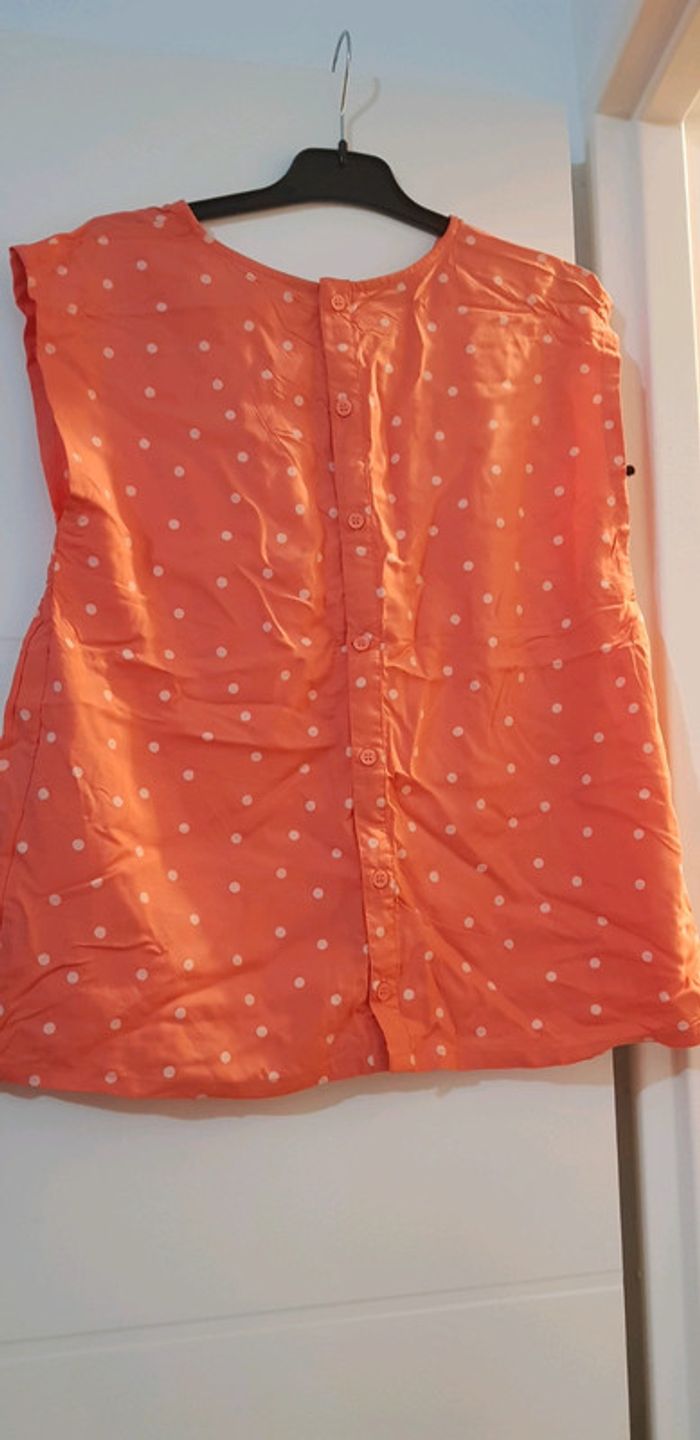 Tee shirt neuf - photo numéro 2