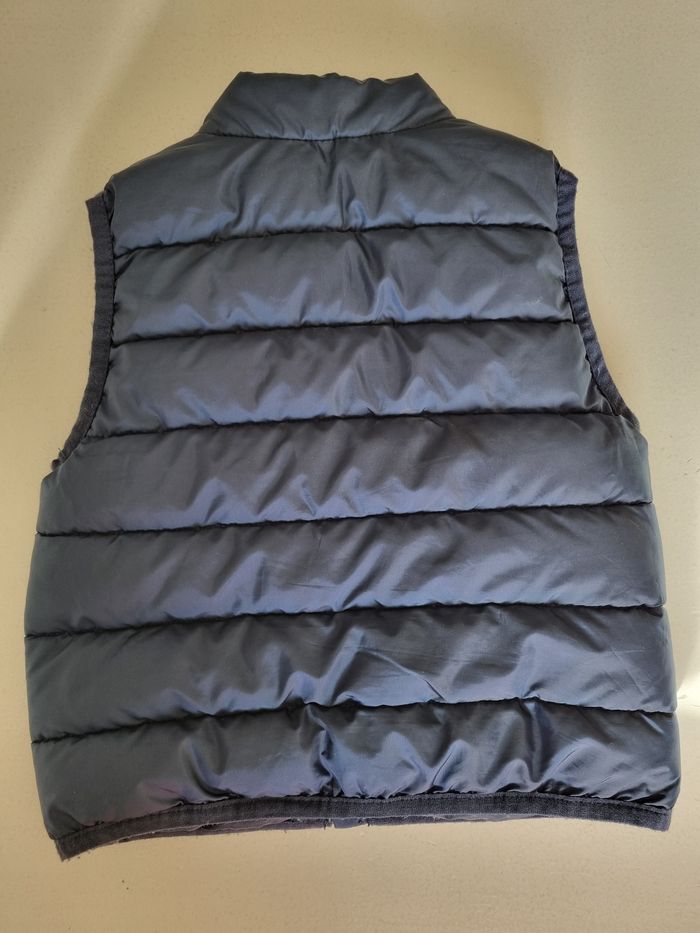 Doudoune sans manches Kiabi 24 mois - photo numéro 2