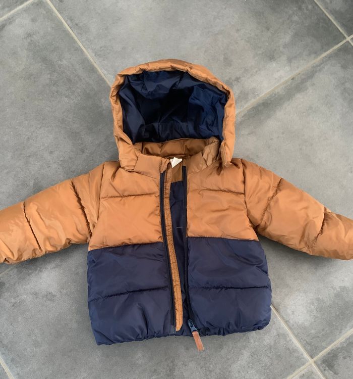 Vend blouson 6/9 mois