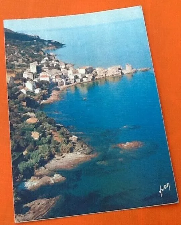 Carte postale Erbalunga (Corse) Près de Bastia, ce pittoresque village et sa tour en avancée sur l - photo numéro 3