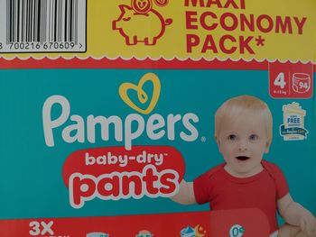 3 paquets pampers maxipack taille 4