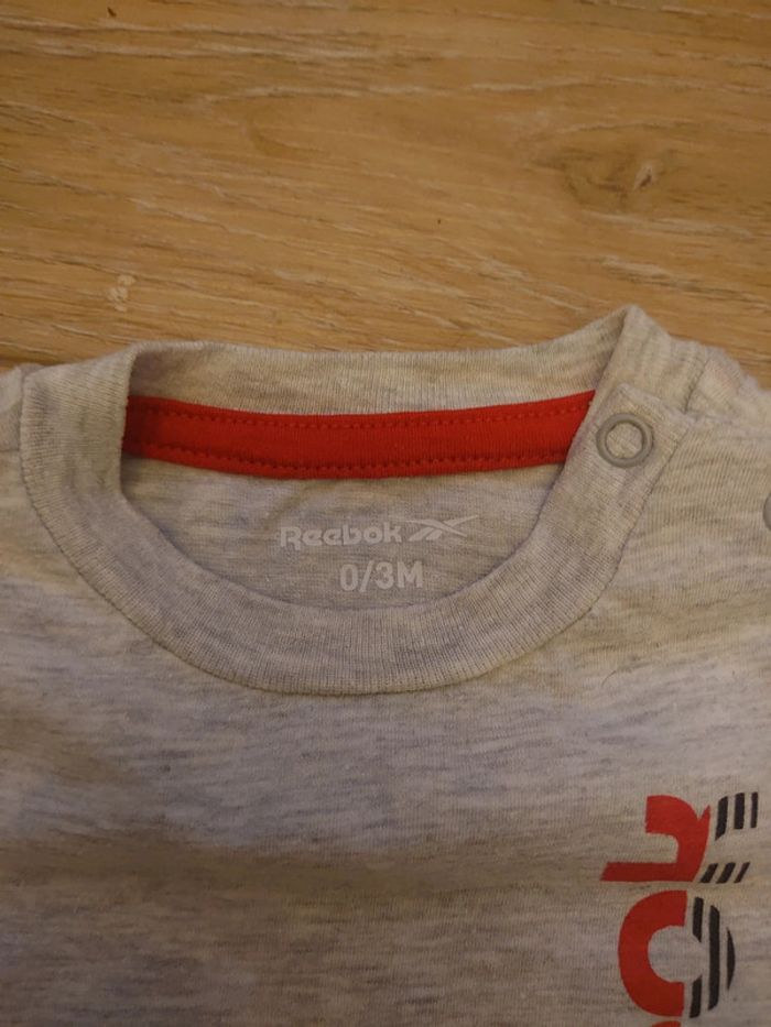 Lot 2 t shirt - photo numéro 4