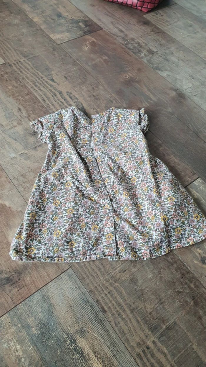 Robe boîtes à malices 18 mois en très bon état - photo numéro 4