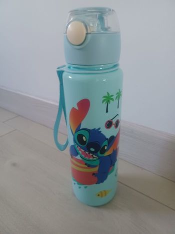 Gourde Stitch avec paille 750 ml