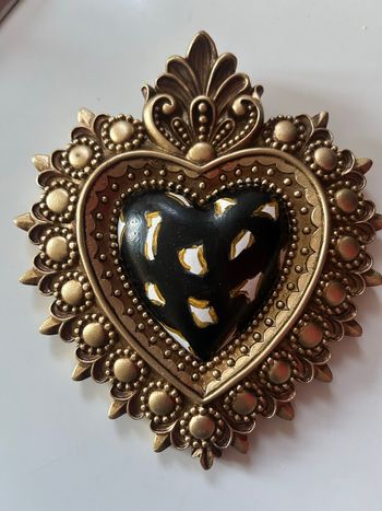 Ex voto. Décoration murale. Cœur sacré 