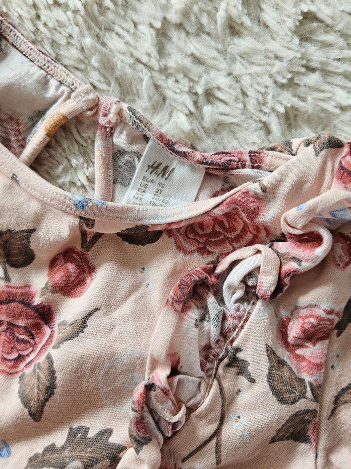 Robe fleurie 2 ans - photo numéro 3