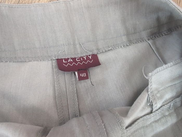 Short gris la city 40 - photo numéro 2