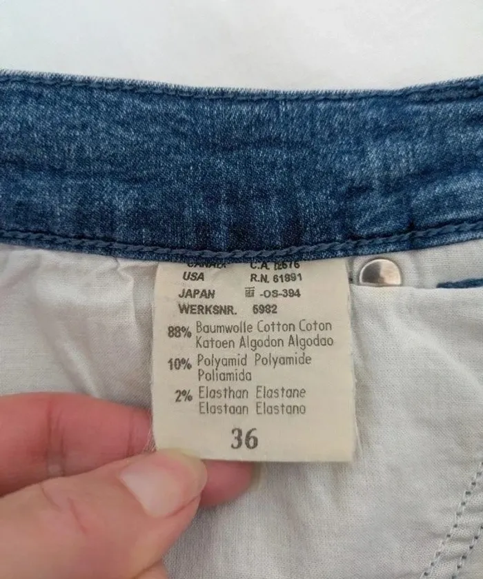 Jean Escada Sport - logo brodé doré - taille 36 - photo numéro 5