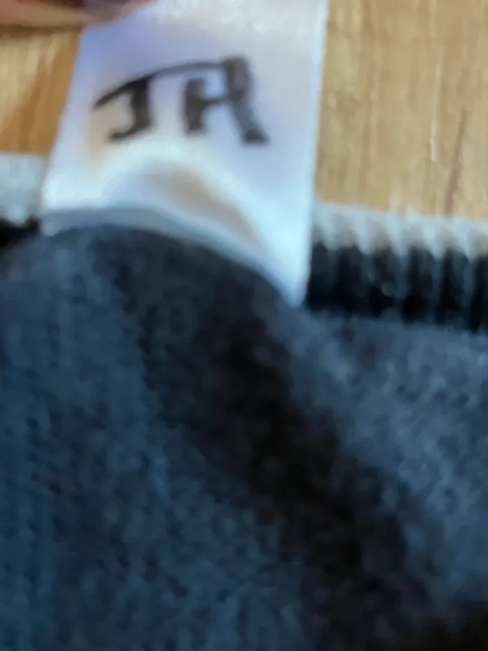 Pull 6 mois garçon - photo numéro 3