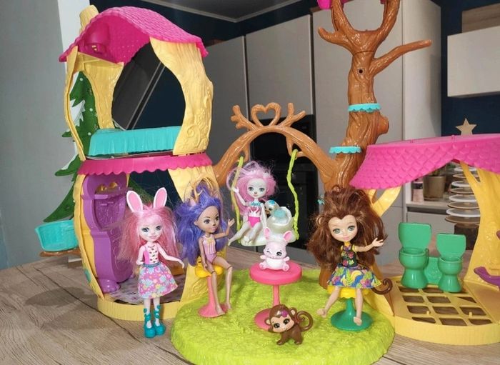 Maison et poupées enchantimals - photo numéro 2