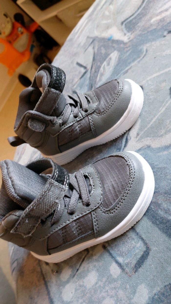 Chaussure 20/21