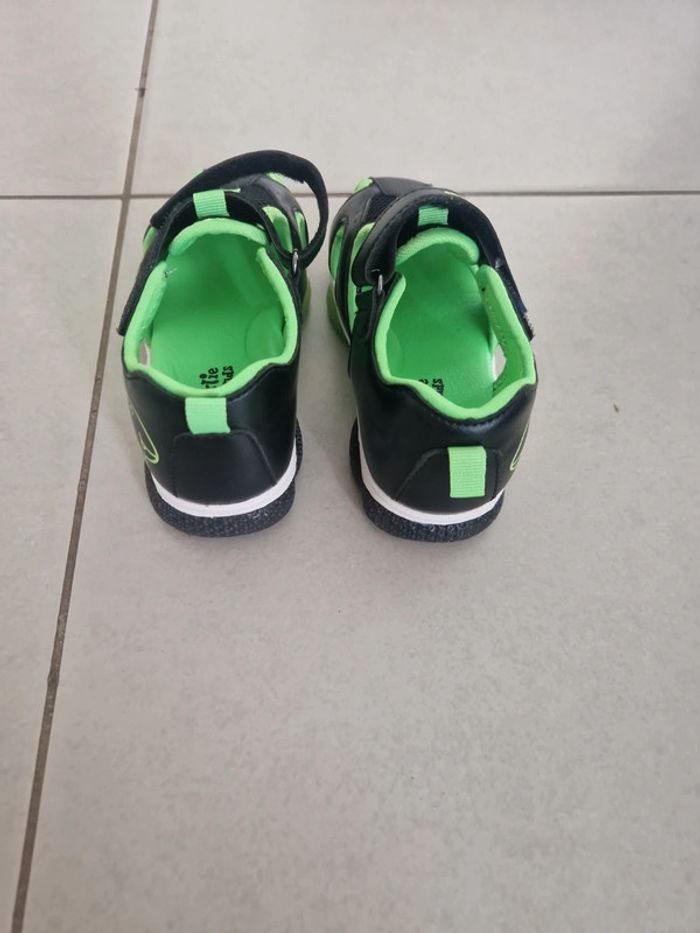 Chaussures ouvertes taille 26 - photo numéro 3