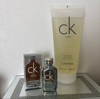 Calvin Klein one et one essence 200ml  et 10ml